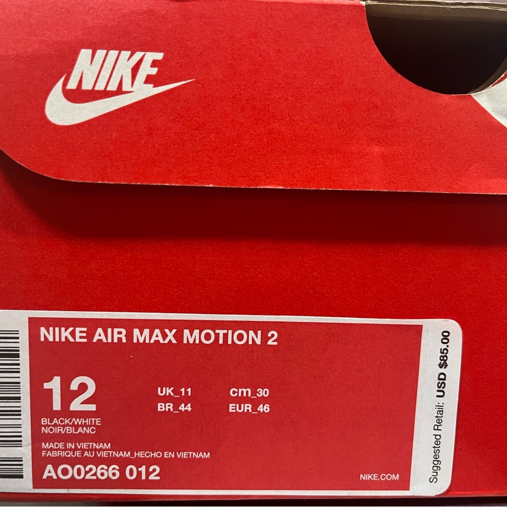 New Men’s Nike Air Max Motion 2 - Black and White Size 12